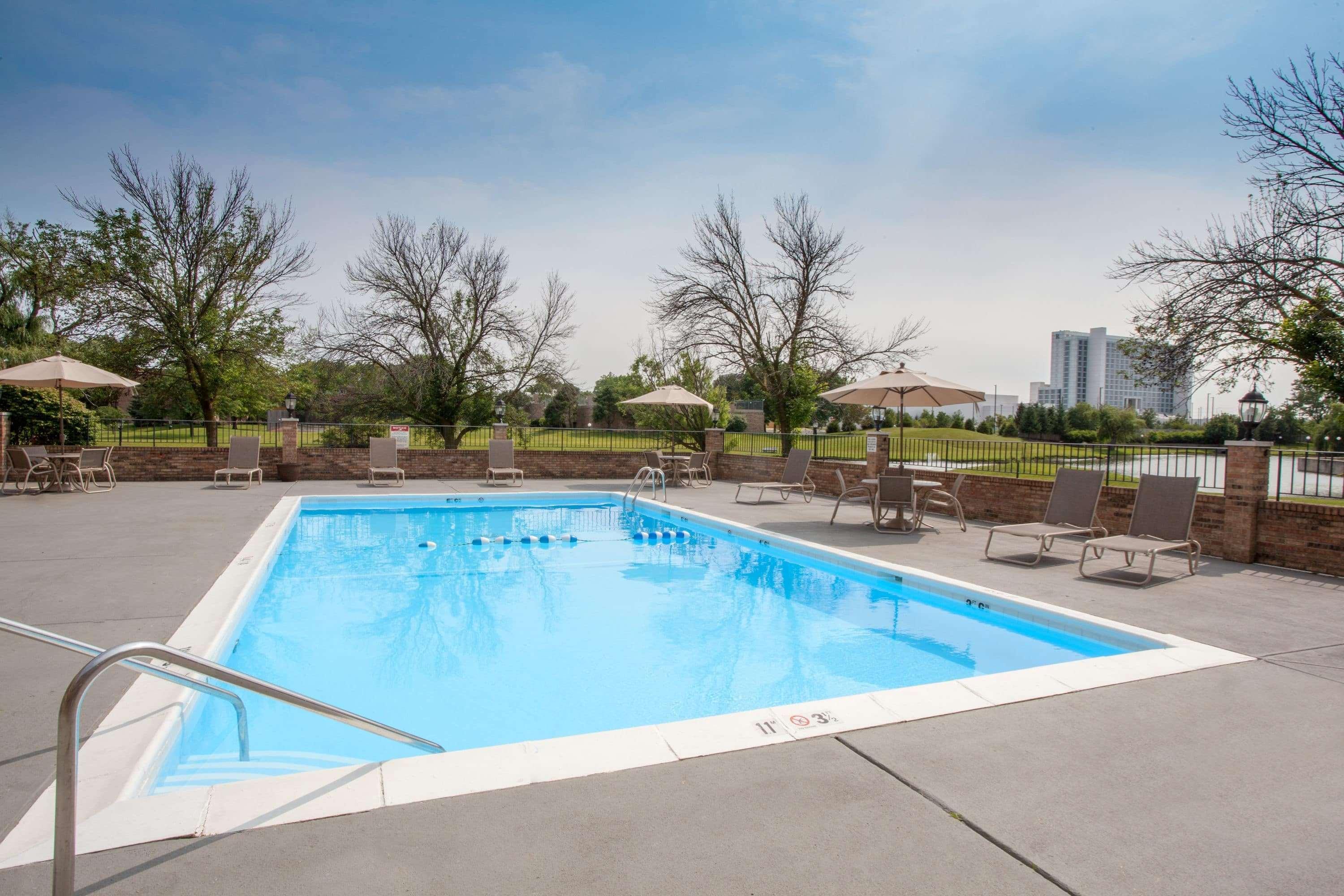 Hotel Wyndham Garden Schaumburg Chicago Northwest Esterno foto