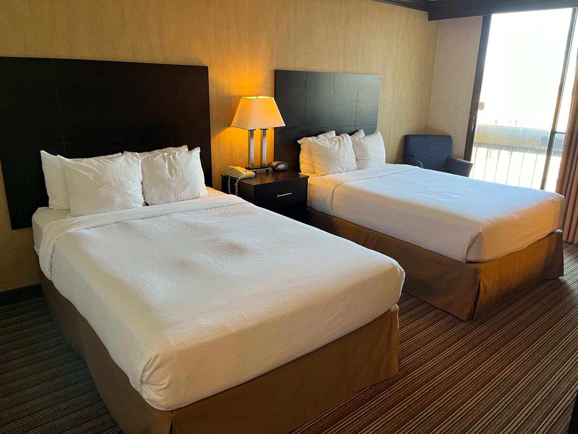 Hotel Wyndham Garden Schaumburg Chicago Northwest Esterno foto